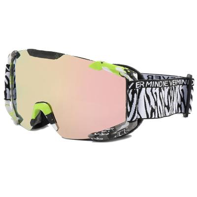 China Sports sunglasses 2021 wholesale high quality multi colors sports ski goggles for winter skiing for sale