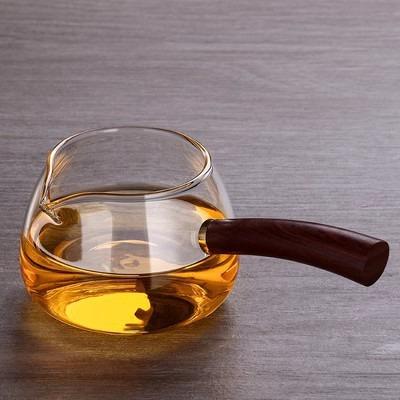 China Sustainable Solid Wood  Side Handle Heat-Resistant glass teapot with glass infuser for sale