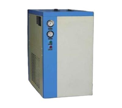 China Lubricated 2.5m3 / 3.0Mpa Air Dryer Group Air Purifying For Blowing Machine for sale