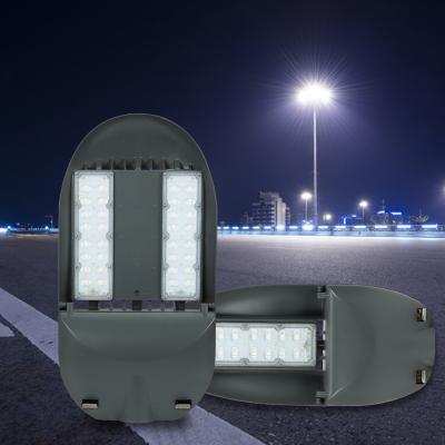 China ROUTE Pan American Outdoor Lamps Solar Street Light Led Street Light D Series for sale