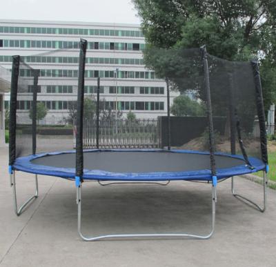 China With Adults Protective Bungee Net 12ft Folding Trampolines With 3 Rung Ladder And Safety Net for sale