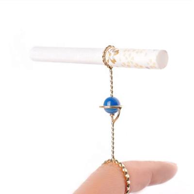 China Creative Minimalist Fashion Finger Cigarette Holder Ring Elegant Lady Cigarette Ring Clip Smoker Women and Men's Holder for sale