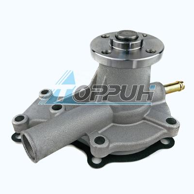 China Engine Cooling Circulation Flow 19983-73030 Liquid Water Pump 15881-73030 For Kubota D722 for sale