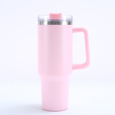 Cina 40 oz Tumbler in acciaio inossidabile con maniglia e paglia Riutilizzabile Isolato Tumbler Tazza di viaggio Mantenere le bevande fredde Per il marito Regali ufficio di viaggio in vendita