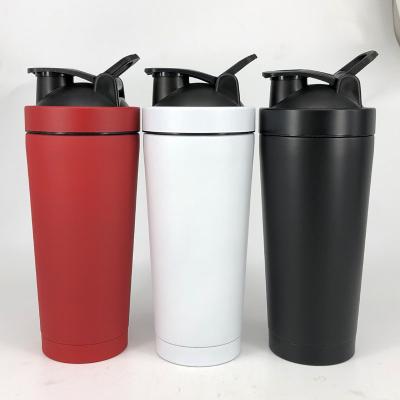 Chine Bouteille de shaker avec fil de fer Whisk Bouteille de shaker de protéines pour les mélanges de protéines en acier inoxydable Bouteille de shaker en métal grand 25 oz 739ml à vendre