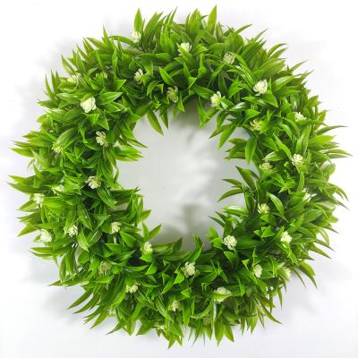 China Window display manufacturer sales artificial plastic green leaf and white flower garland for front entrance home decoration for sale