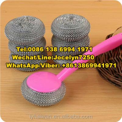 China Sustainable Galvanized Mesh Scourer With Plastic Handle For Kitchen Dish Washing for sale