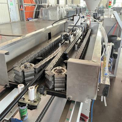 China Geaffineerde buis-extrusielijn Flexible HDPE Plastic Geaffineerde buis-extrusie-machine Te koop