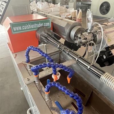 China 40 kg/h bis 60 kg/h Hersteller von PVC-Flexible Pipe-Machinerie zu verkaufen