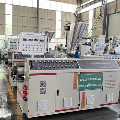 Cina Linea di produzione di tubi in PVC rinforzati in vendita