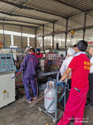 Chine Équipement de fabrication de tubes ondulés efficaces Vitesse de ligne 0,6-3 m/min à vendre