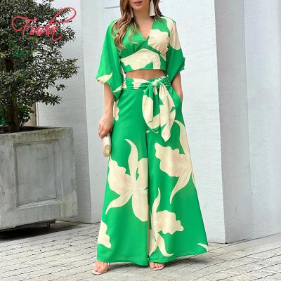 China FUDA AD09 New Arrival Summer QUICK DRY Outfit High Quality Women Clothes Top Shorts Women's 2 Piece Short Set for sale