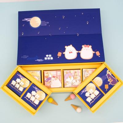 China Custom Popular Recyclable Pantone UV Stamping Spot Printing Gift Box For Present for sale