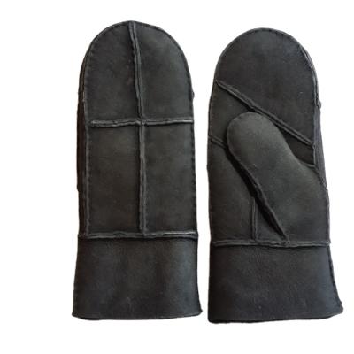 China Winter Warm Breathable And Comfortable Man Fur Sheepskin Leather Gloves for sale