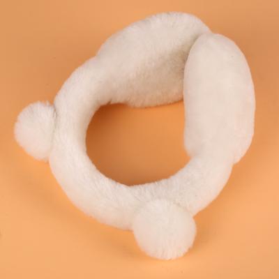 China Fashion Lovely Soft Feeling Winter Thicken Plush Fur Women Earmuffs for sale