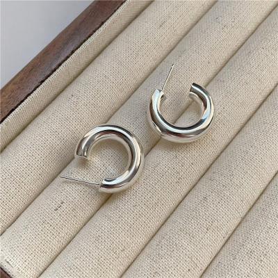 China Simple Korean Style 925 Sterling Silver Trendy Vintage Designer C Shape Circle Stud Earrings For Women Girls for sale