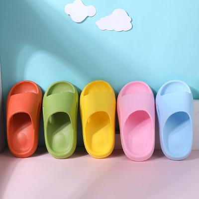 China New Fashion Waterproof Yeezy Kids Toddler Slides Kids Fishbone Yeezy Beach Slides Slippers for sale