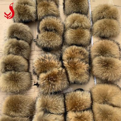 China New Designer Big Real Raccoon Fur Slippers Breathable Fluffy Sandal Hairy Fur Slides For Women for sale