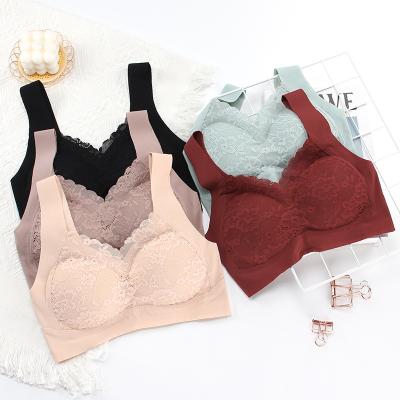 China Sustainable No-Trace Underwear Ladies Sexy Lace Wrapped Tube Top Brassieres Wireless Women Bra One-Piece Beauty Back Bra for sale