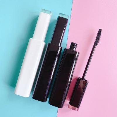 China Stock Wholesale Square Container Refilling Mascara LZ Pack 100pcs Mascara Packing 28ml Black White Eyelash Serum Tube Custom Made for sale