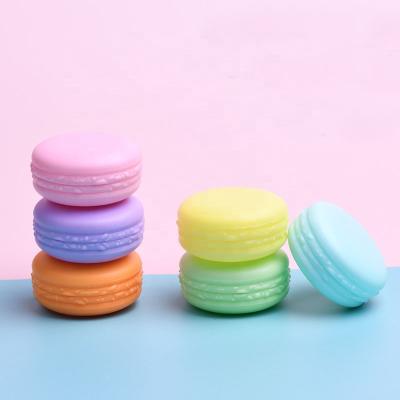 China Lip Gloss Filling LZ Pack Stock Round 100pcs 10g Colorful Eye Cream Jar Wholesale Private Label Lip Scrub Macaroon Lip Balm Container for sale