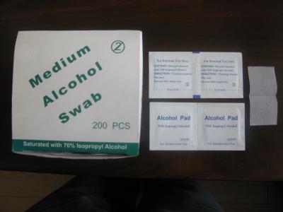 China Alcohol Swab for sale