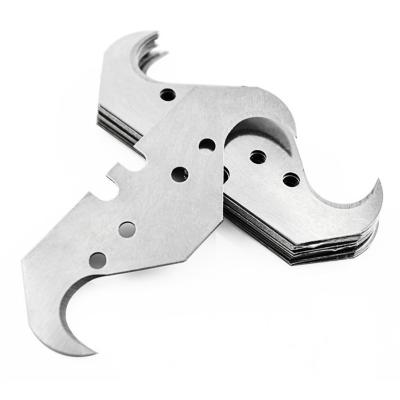 Chine Spot hook blade four hole horn blade horn knife two hole horn hook knife triangle blade à vendre