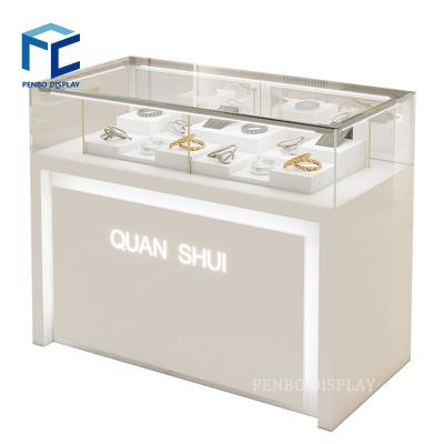 China Custom Jewelry Store Showroom Decoration Jewelry Store Interior Design Ideas Eye Cabinet Jewelry Display Counter Showcase for sale