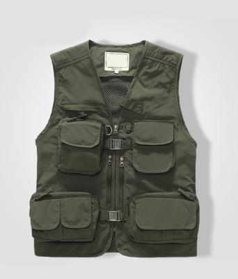 China Camouflage Anti-Wrinkle Pocket Vest Camouflage Vest Men Travel Multi Tactical Casual Cotton Vest Sleeveless Vests for sale