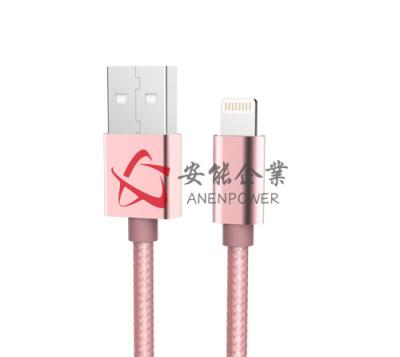 Chine Connecteur USB - durée de vie de foudre de courbure de câble d'USB de foudre de prise une longue à vendre