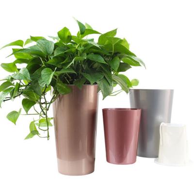 China New Modern European High Metal Color Plastic Pot Planter Self Watering Spot Bucket Style Flower Planter Pot for sale