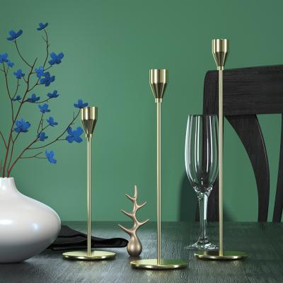 China European High-Legged Gold Candlestick Handcrafted Candlestick Gold Candlestick Wedding Luxury Wedding Candle Holder for sale