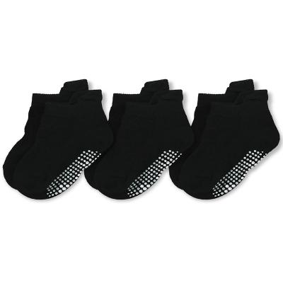 China Newest Good Quality Sporty Wholesale Kids Baby Socks for sale