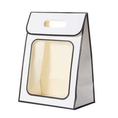 China New Arrival Seal Flip Cover Sticky Wedding Gift Recyclable Paper Bag Boutique Shopping Flip Top Gift Paper Bag for sale