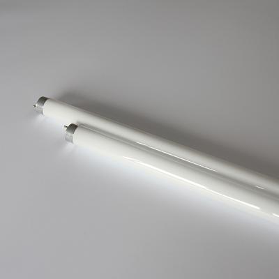 China Factory Supply Low Price 4Ft 36W 12000K Daylight T8 Fluorescent Tube Glass Lights for sale