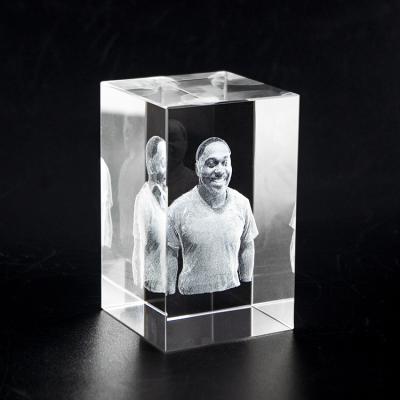 China Europe wholesale high quality blank glass cube k9 photo frame custom crystal laser engraved 3d photo crystal cube for keepsake gift for sale