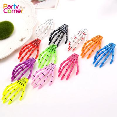 China Hairpin Ghost Hair Clips For Women Girls 2019 Skeleton Hand Bone Hairslides Halloween Hair Clip PCHM19041704 for sale