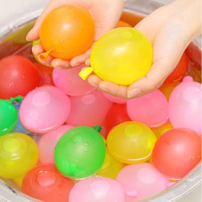 China Complete Gift Toy 111pcs Water Sports Fun Gift Set Package Self-Sealing Water Balloons for sale