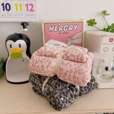 China Compressed Cheap Kids Handtuch Microfiber Towel Quick Dry Bath Towel Facial Sets for sale