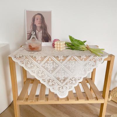 China Insti 'vintage Rose Plaid Lace Silk Flower makan nightstand cover waterproof hot sale meja taplak makan layering background tablecloth for sale