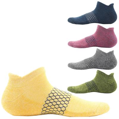 China Viable customization casual boat socks heel non-slip silicone custom sports sock socks mens socks sport for men for sale