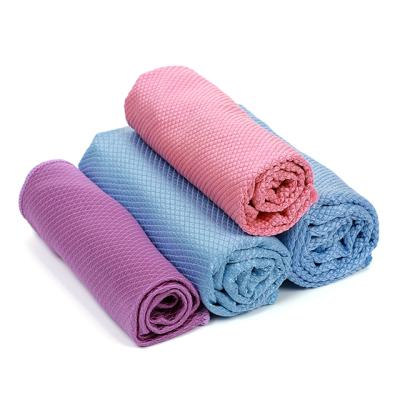 China 30x40cm Small Sustainable Microfiber Hand Towel For Home Double Sides Microfiber Twist Loop Solid Hotel Towels for sale