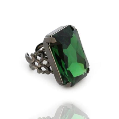 China New Fashion Customized Adjustable Rings FASHIONABLE Crystal Embellished Ring in Emerald Tones for Women for sale