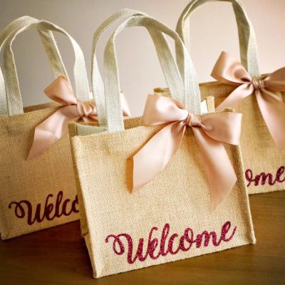 China Wholesale natural reusable natural luxury organic canvas fabric wholesale reusable standard size printing keepsake wedding gift custom jute bag for sale