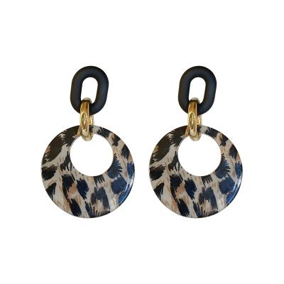 China Advance fashion free European flexible personality retro gold circle acrylic earrings and nickel 925 geometric leopard silver print needle ring earrings for sale