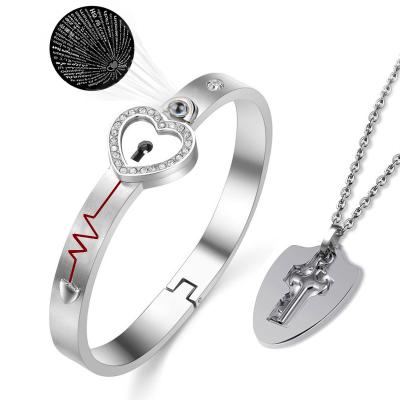 China Stainless Steel Diamond Jewelry Couple Sets of 100 Languages ​​I Love You Love Heart Projection Key Necklace Bracelet Lead Free Nickel Free for sale