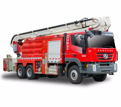 China 32m Water Tower Fire Truck 3001 - 5000L for sale