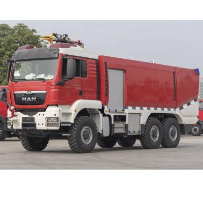 China Airport Fire Truck 3001 - 5000L for sale