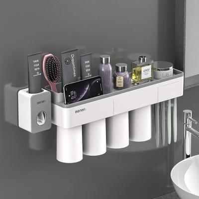 China 2019 Hot Sale Bathroom 1 Set Magnetic Force Plastic 4 Washing Cups Creative Toothbrush Holder for sale