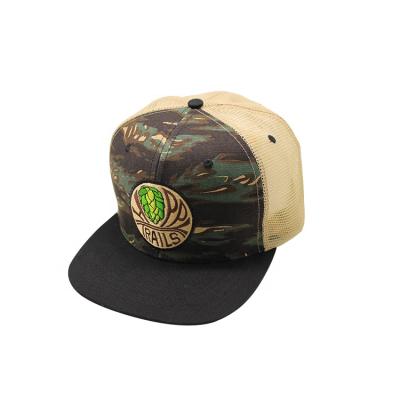 China Fashion JOINT Army Camouflage Bill Mesh Hats Green COMMON Snapback Embroidered Patch Logo Trucker Hat Camouflage for sale